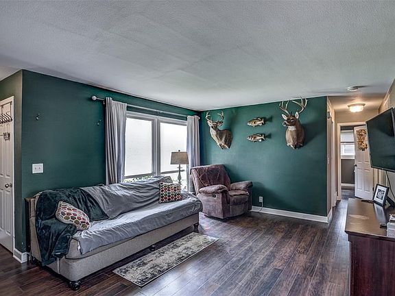 3rd image of 1216 Blueberry Drive