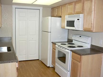 2nd image of 530 E Patriot Blvd APT 139