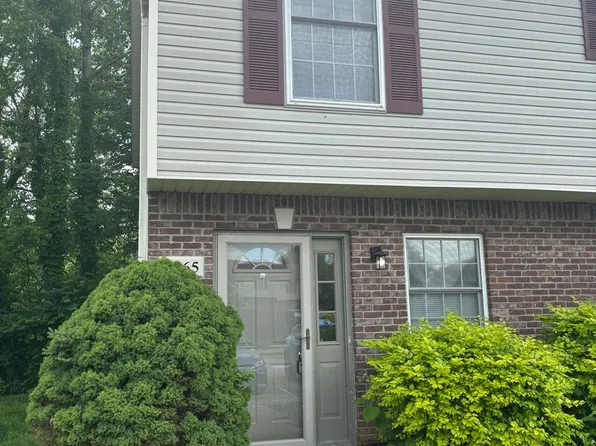 3465 S Oaklawn Cir, Bloomington, IN 47401