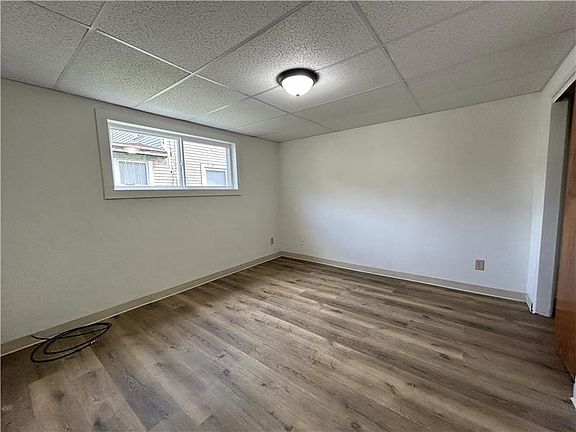 5th image of 3915 Washington St #4
