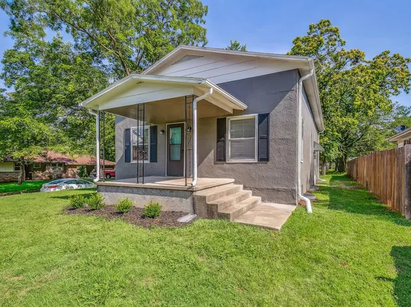 702 E 19th Ave, Winfield, KS 67156