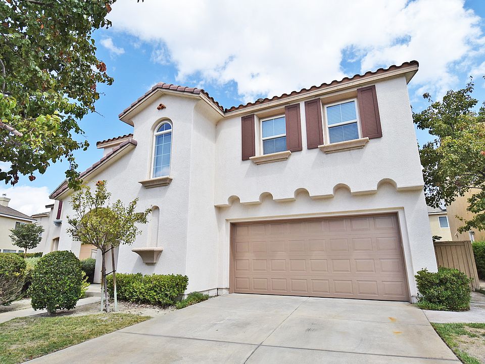 1st image of 27220 Cross Gate Ct