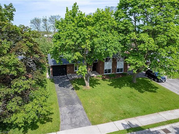 3rd image of 19 Taylor Ave