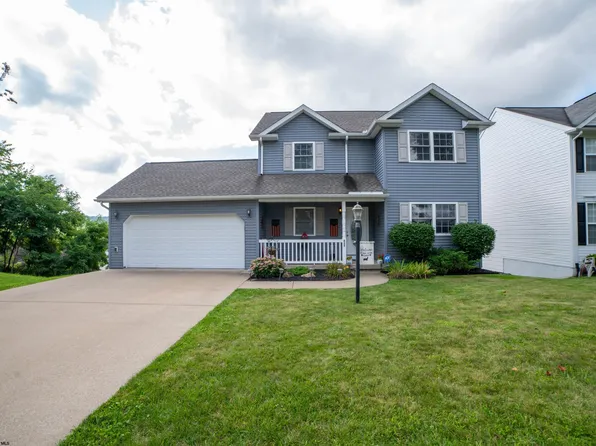 432 Arabela Ct, Morgantown, WV 26508