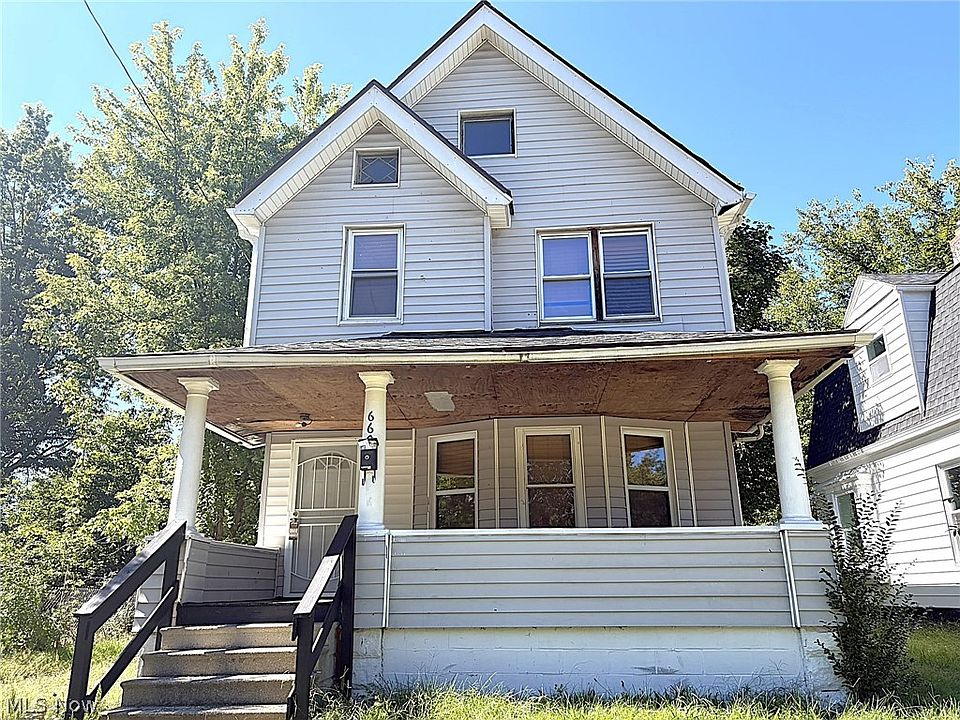 1st image of 660 E 126th St
