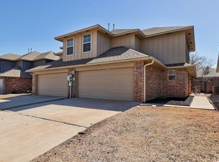 2172 Buena Vida Ln #1, Edmond, OK 73013