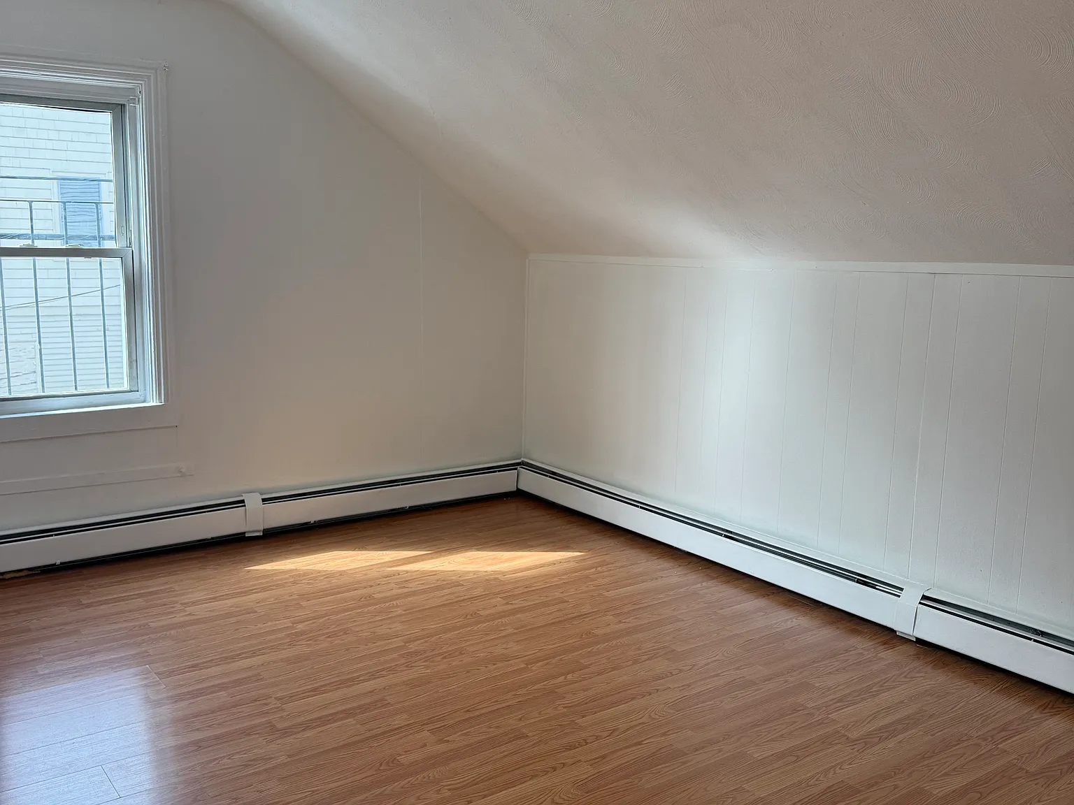 2 bed, $1,900 — Photo 4