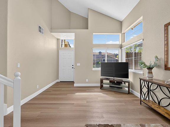 4th image of 8509 Zachis Way