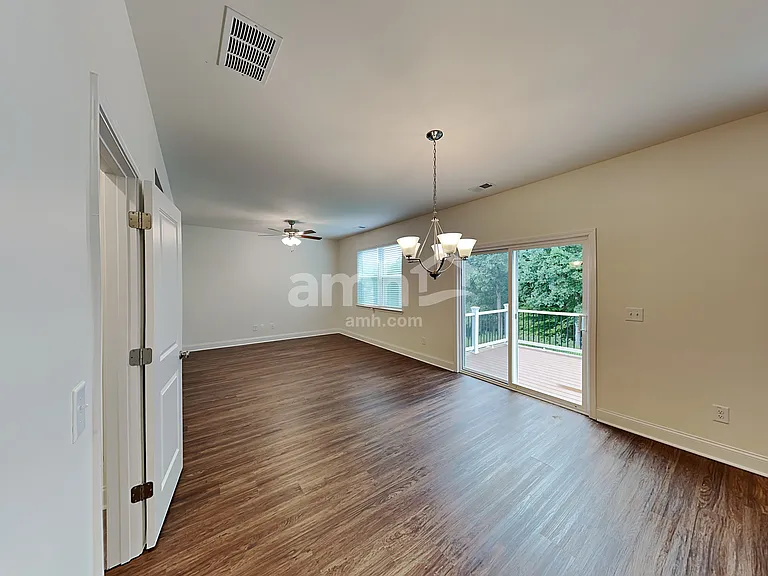 6188 Bridlewood Ln — Photo 8