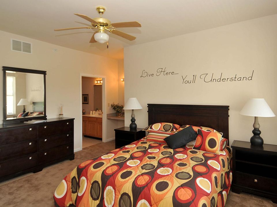 2nd image of 2205 Aspen Pines Dr