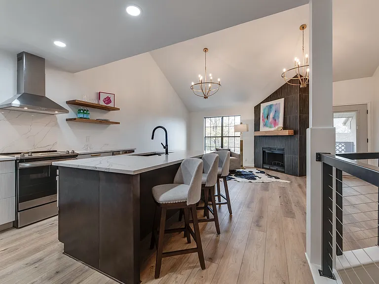 102 Villa View Ct — Photo 9