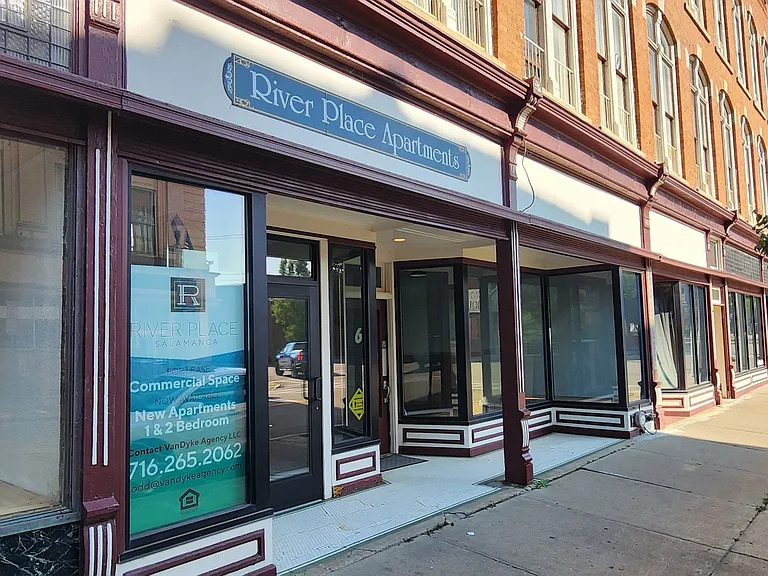 67 N Main St — Photo 3