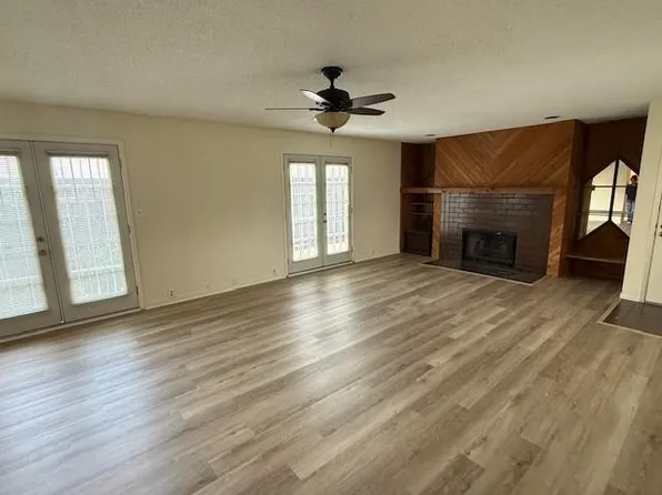 6201 Beverlyhill St APT 8, Houston, TX 77057