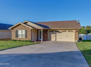 2909 Granite Ave, Pigeon Forge, TN 37863