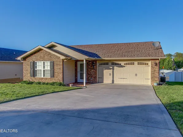 2909 Granite Ave, Pigeon Forge, TN 37863