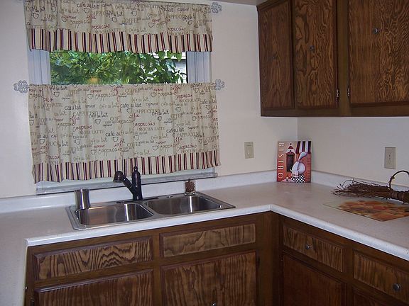 Window Treatments remain