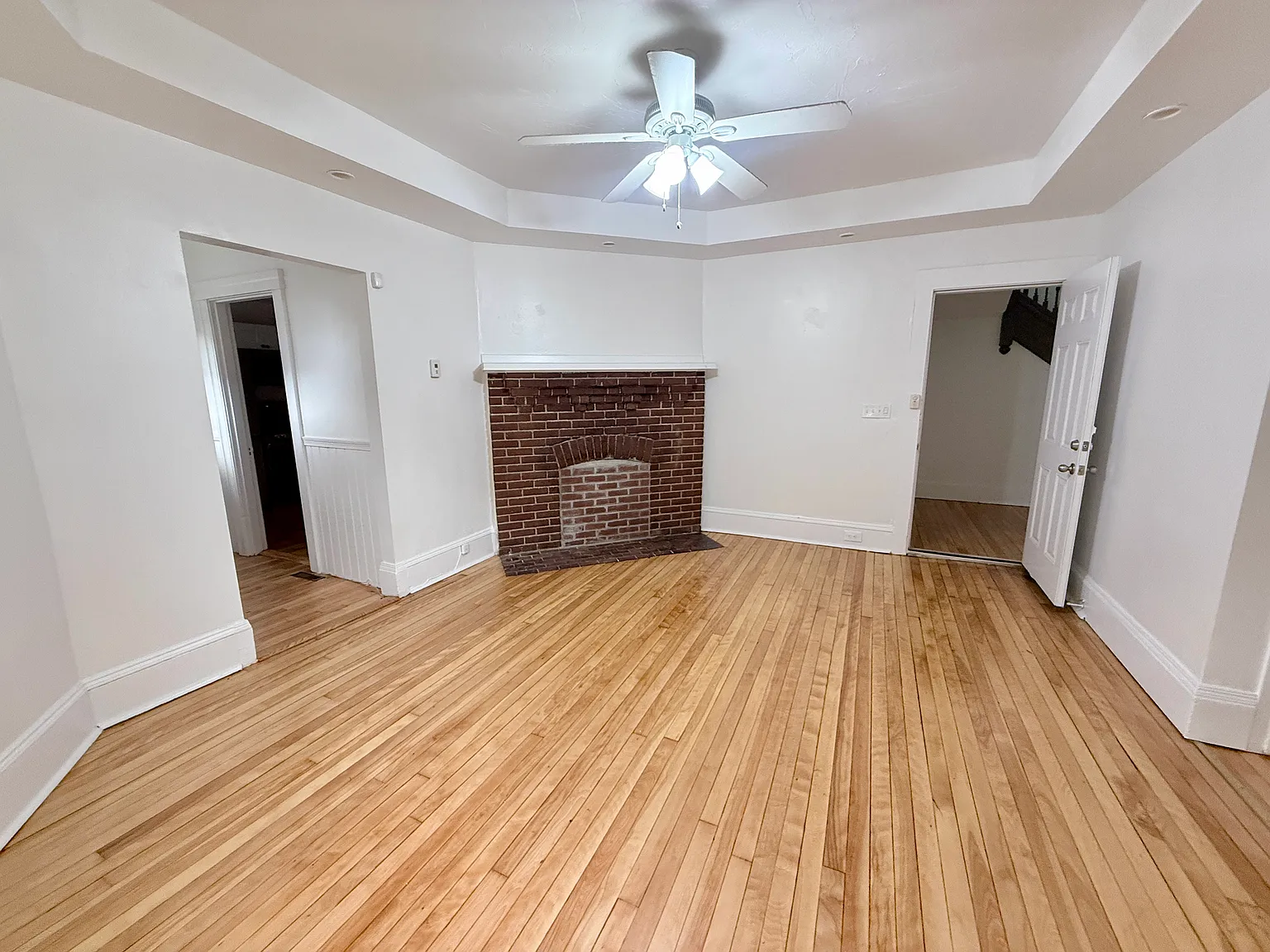 5 Stoneland Rd — Photo 3
