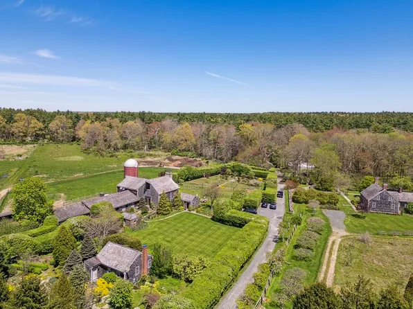 5 County Rd, Plympton, MA 02367