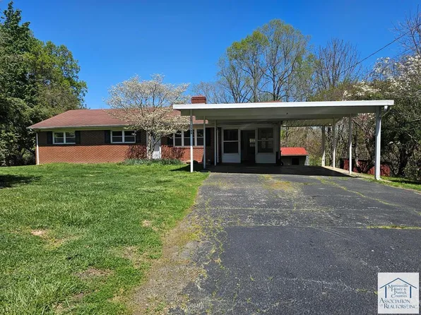 1188 Dyers Store Rd, Martinsville, VA 24112