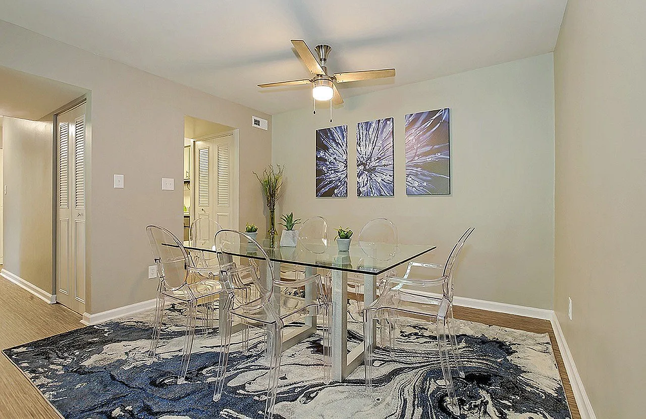 The Avalon Apartment Homes — Photo 2