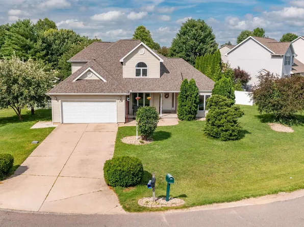 415 Mackenzie Pl, Metamora, IL 61548