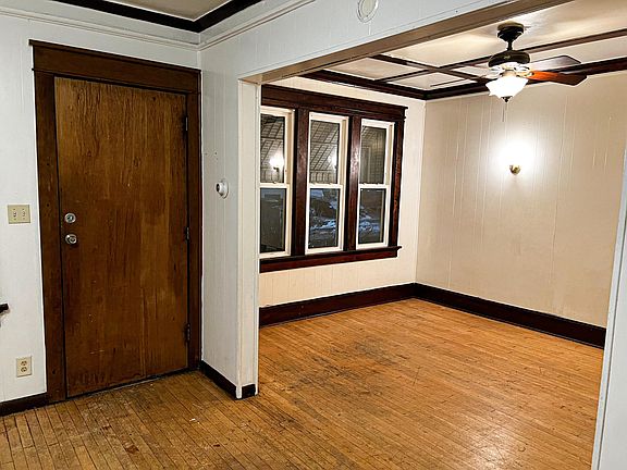 3rd image of 3460-3460 N Holton St
