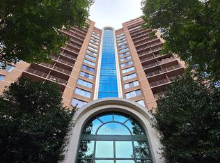 10101 Grosvenor Pl APT 817, Rockville, MD 20852