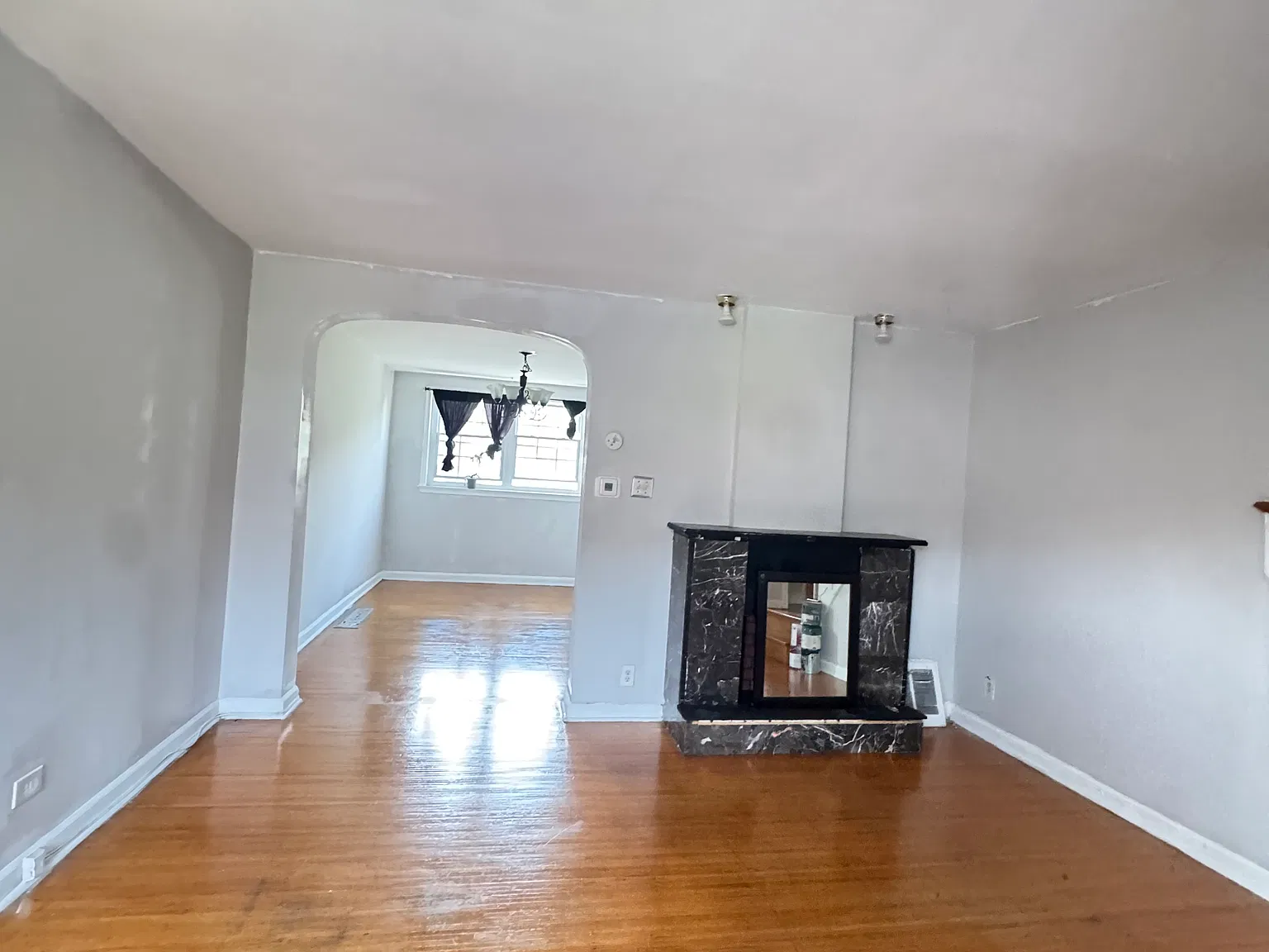 3 bed, 1152 sqft, $1,600 — Photo 2