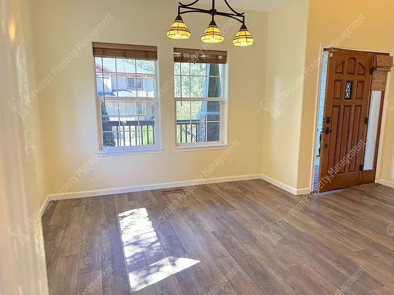 61153 Ridgewater Loop — Photo 4