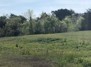 200 Rocky Rd, Lockhart, TX 78644