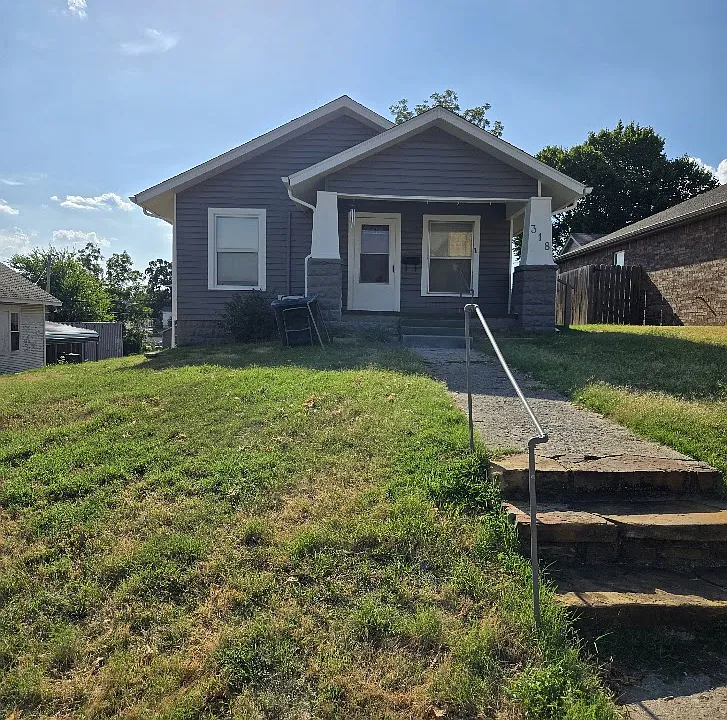318 N Lincoln Ave