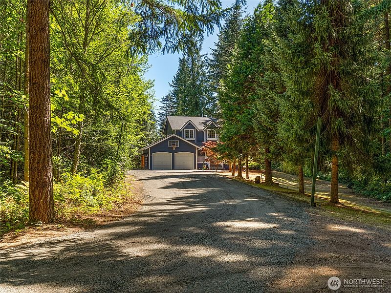 2nd image of 5950 SE Mullenix Road