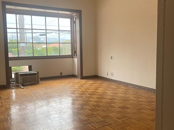 2nd image of 9519 W Olympic Blvd #1/5