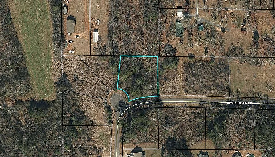 2nd image of 47 Brookhaven Dr