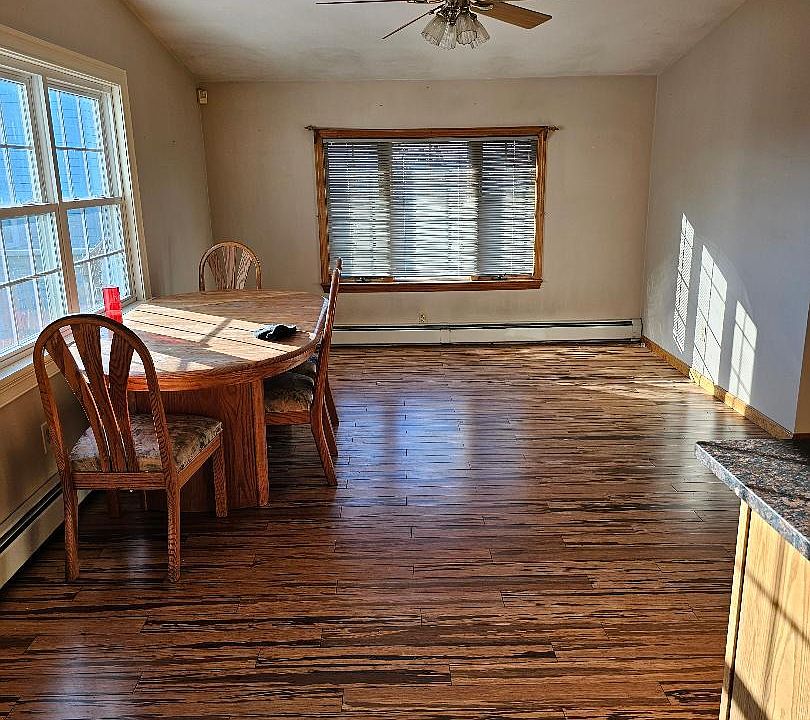 132 Pitman St, Fall River, MA 02723 Zillow