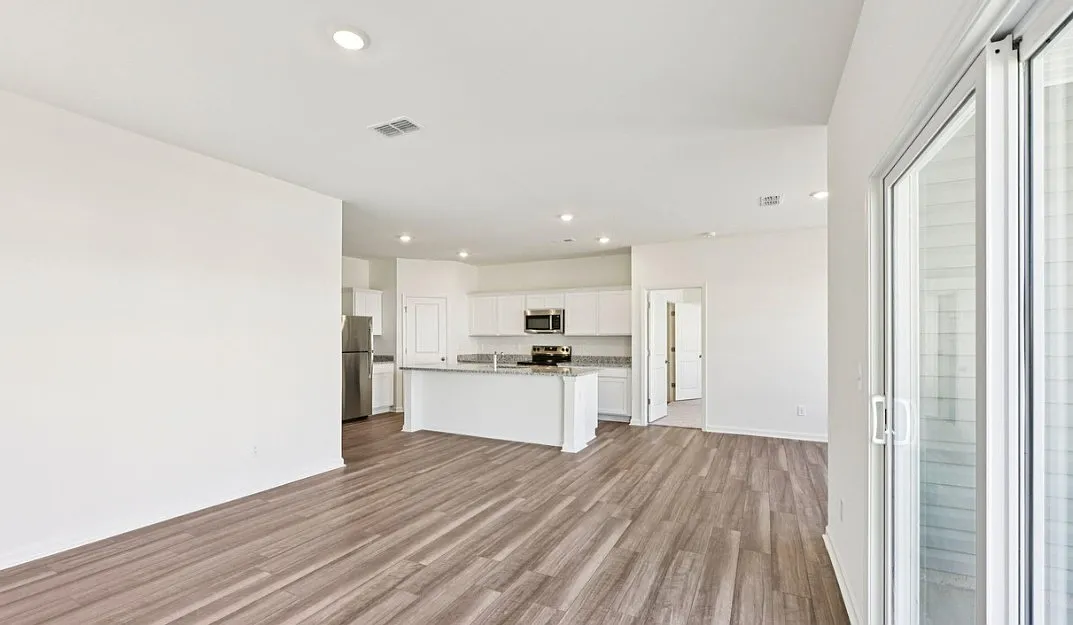 4 bed, 1802 sqft, $750 — Photo 4