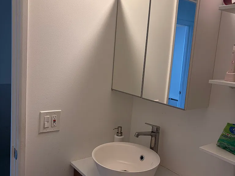 777 Hinman Ave #33 — Photo 28