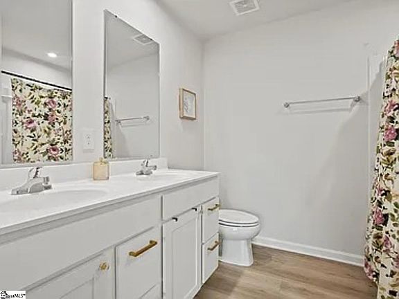 5th image of 163 Sarnesfield Way
