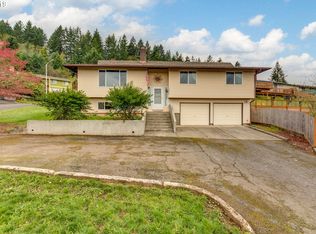 52910 NW Cliff Dr, Scappoose, OR 97056