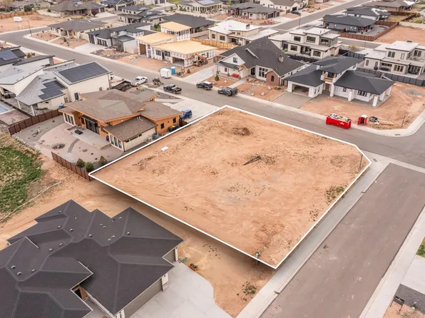 407 Granite Falls Way, Grand Junction, CO 81507