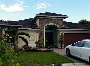 2082 SW 154th Ct, Miami, FL 33185