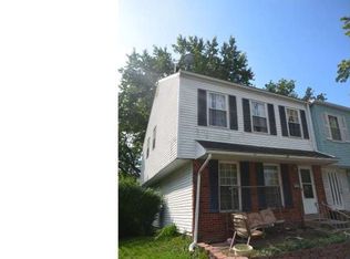 112 Hopkins Ct, Newark, DE 19713