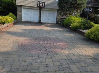 713 Roessner Dr, Union, NJ 07083