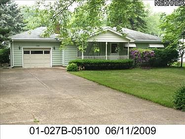 1st image of 3266 Roseview Dr