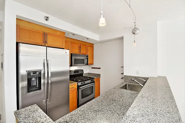 Rented by Corcoran | media 26