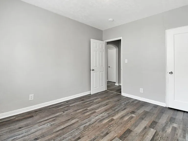 375 S Chase Ave — Photo 9