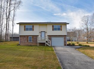 1112 Johnnie Bud Ln, Cookeville, TN 38501
