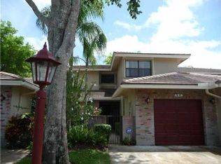 428 Deer Creek Lake Point South Ln, Deerfield Beach, FL 33442