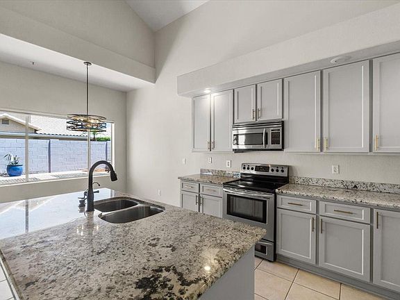 3rd image of 9308 E Wood Dr