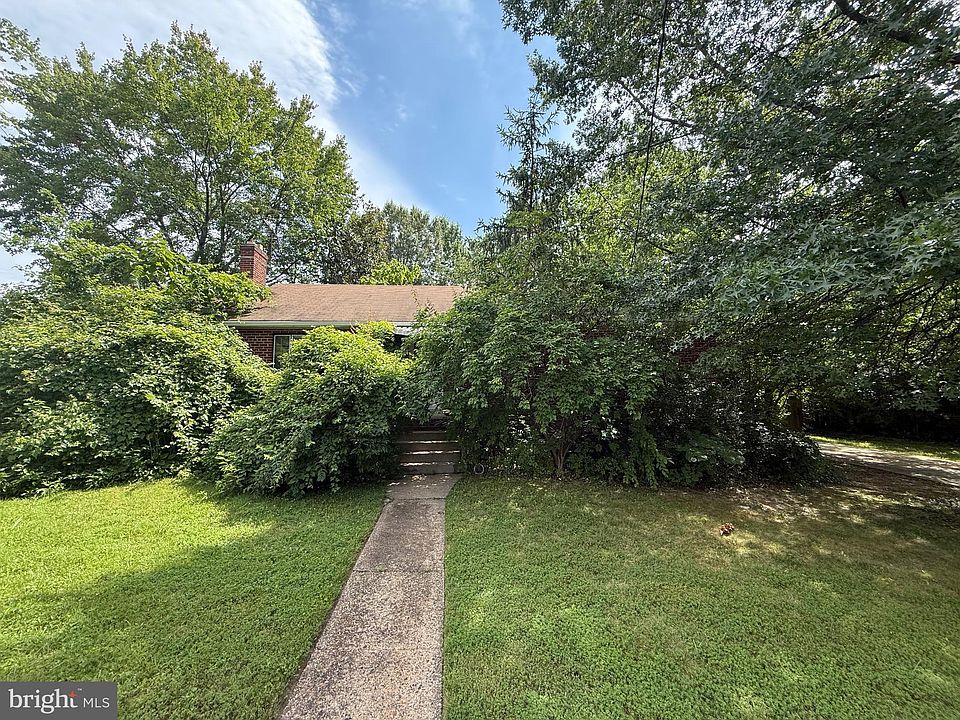 2nd image of 3019 N Tuckahoe St